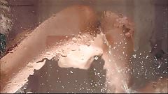 Auf den Tisch gepisst